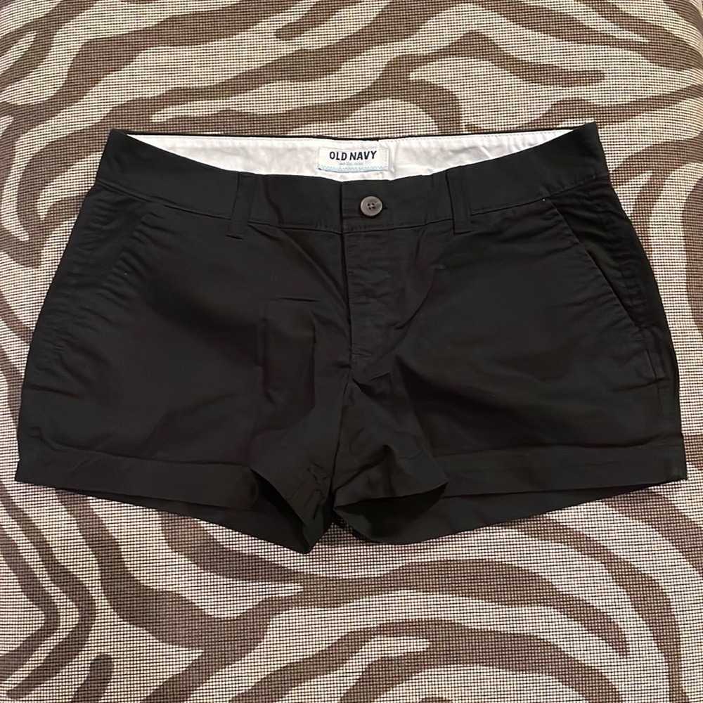 Old Navy black shorts